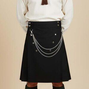 Cargo Utilty Kilt Black with Silver Chains Traditional Scottish Highlander Kilt